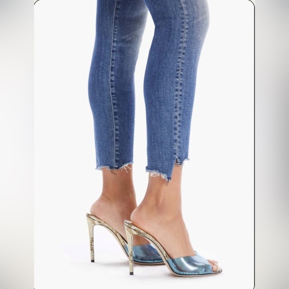 MOTHER THE STUNNER ZIP ANKLE STEP FRAY IN WALKING ON COALS HIGH RISE RAW HEM - Picture 3 of 15